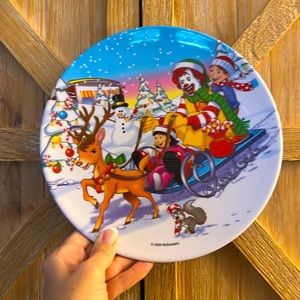 Christmas Vintage McDonalds Plate 2009 Ronald McDonald Reindeer Sled Snowman